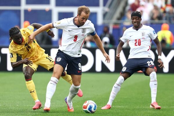 Gana travou a Inglaterra num empate sem golos e ficou mais perto da qualificação para os 16 avos do Mundial 2026.